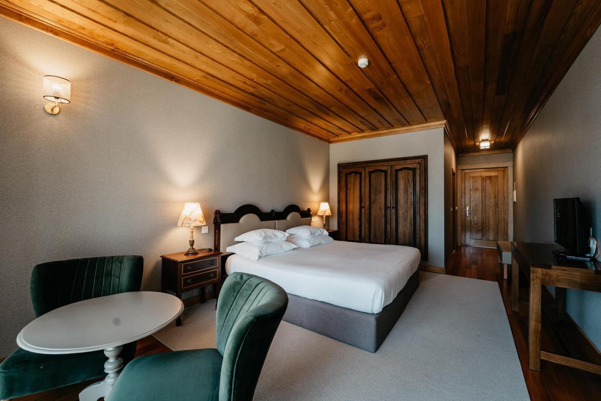 Casa Lata - Agroturismo E Enoturismo อามาเรส ภายนอก รูปภาพ