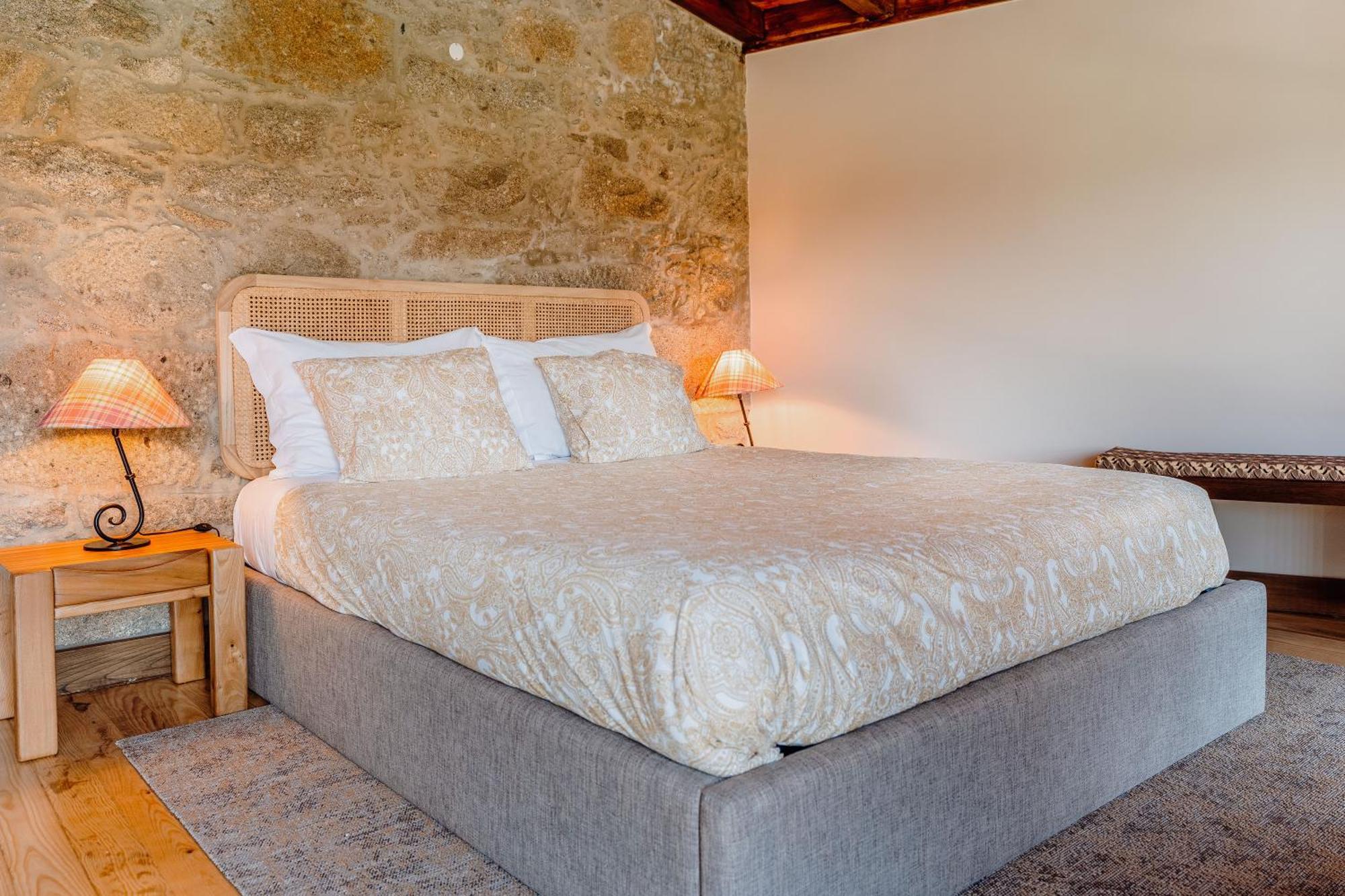 Casa Lata - Agroturismo E Enoturismo อามาเรส ภายนอก รูปภาพ