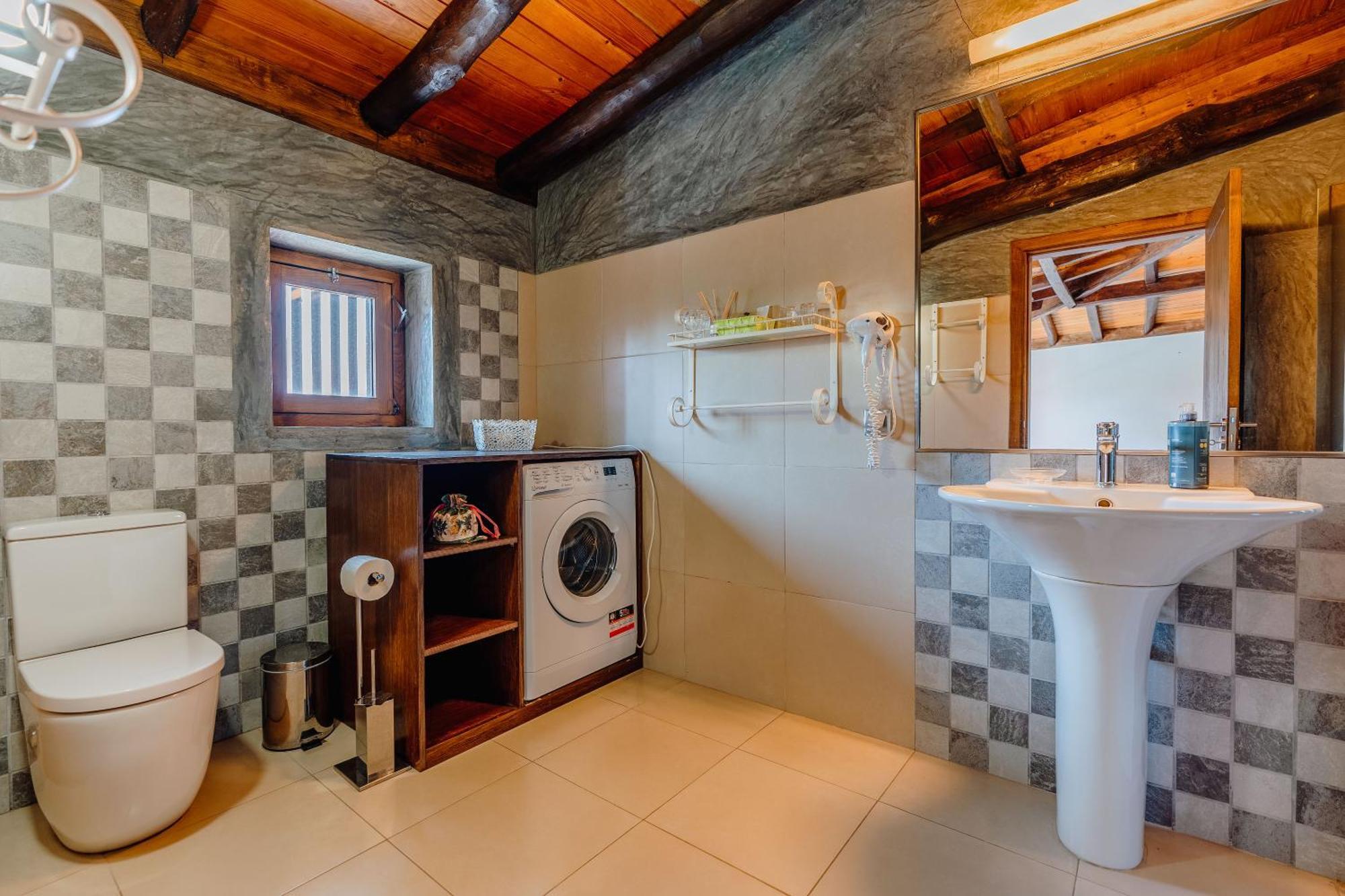 Casa Lata - Agroturismo E Enoturismo อามาเรส ภายนอก รูปภาพ