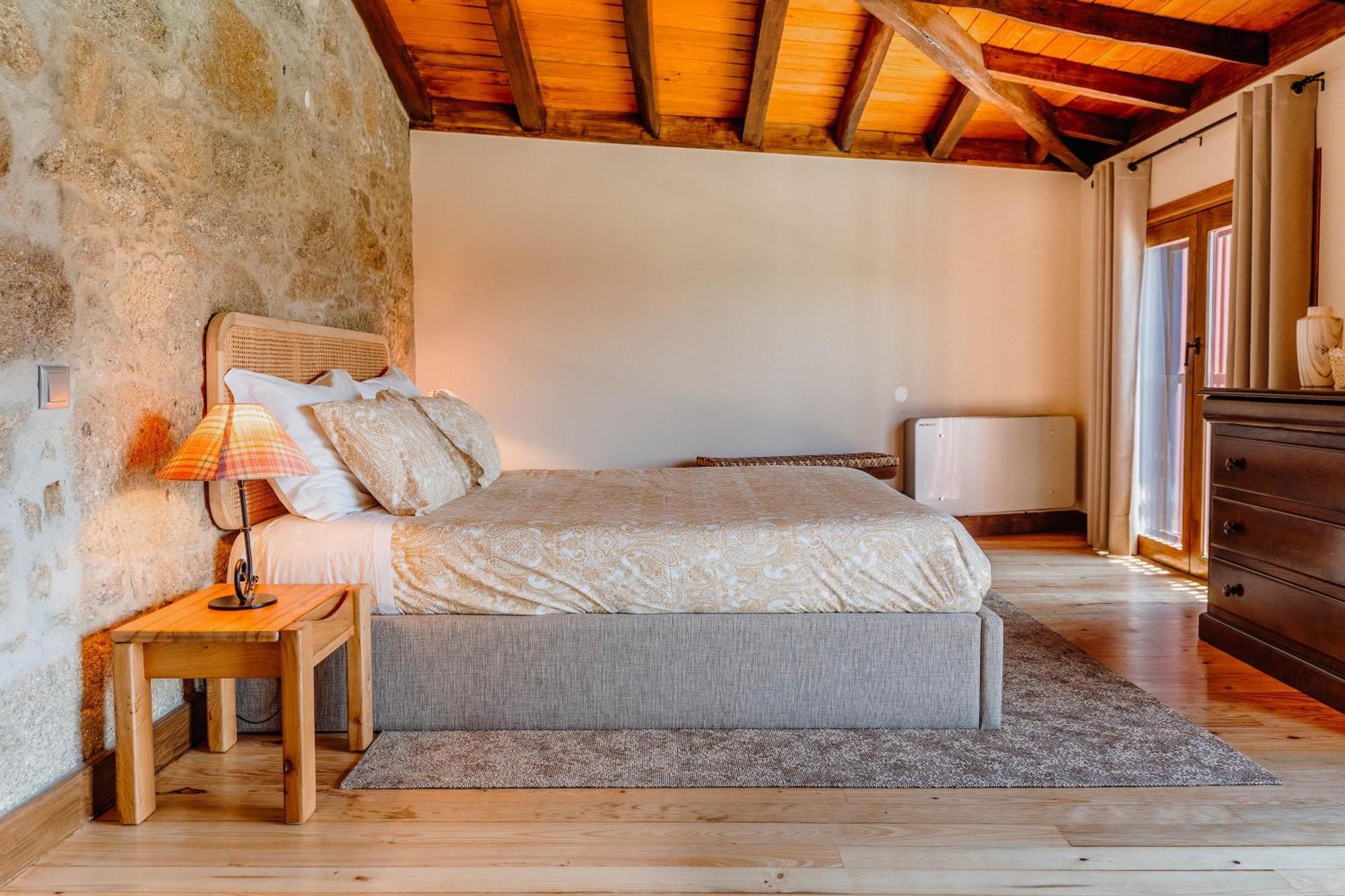 Casa Lata - Agroturismo E Enoturismo อามาเรส ภายนอก รูปภาพ